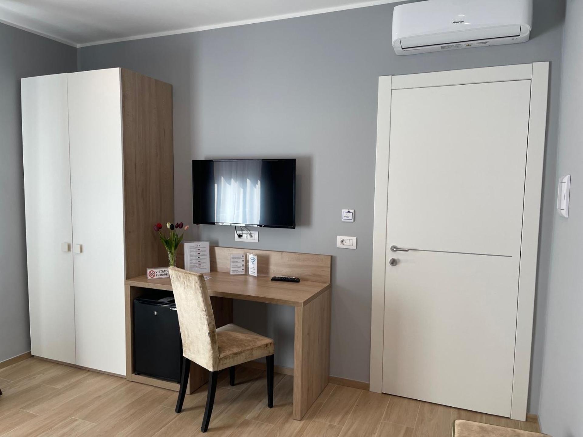 Martini Suite 2 Бари Екстериор снимка