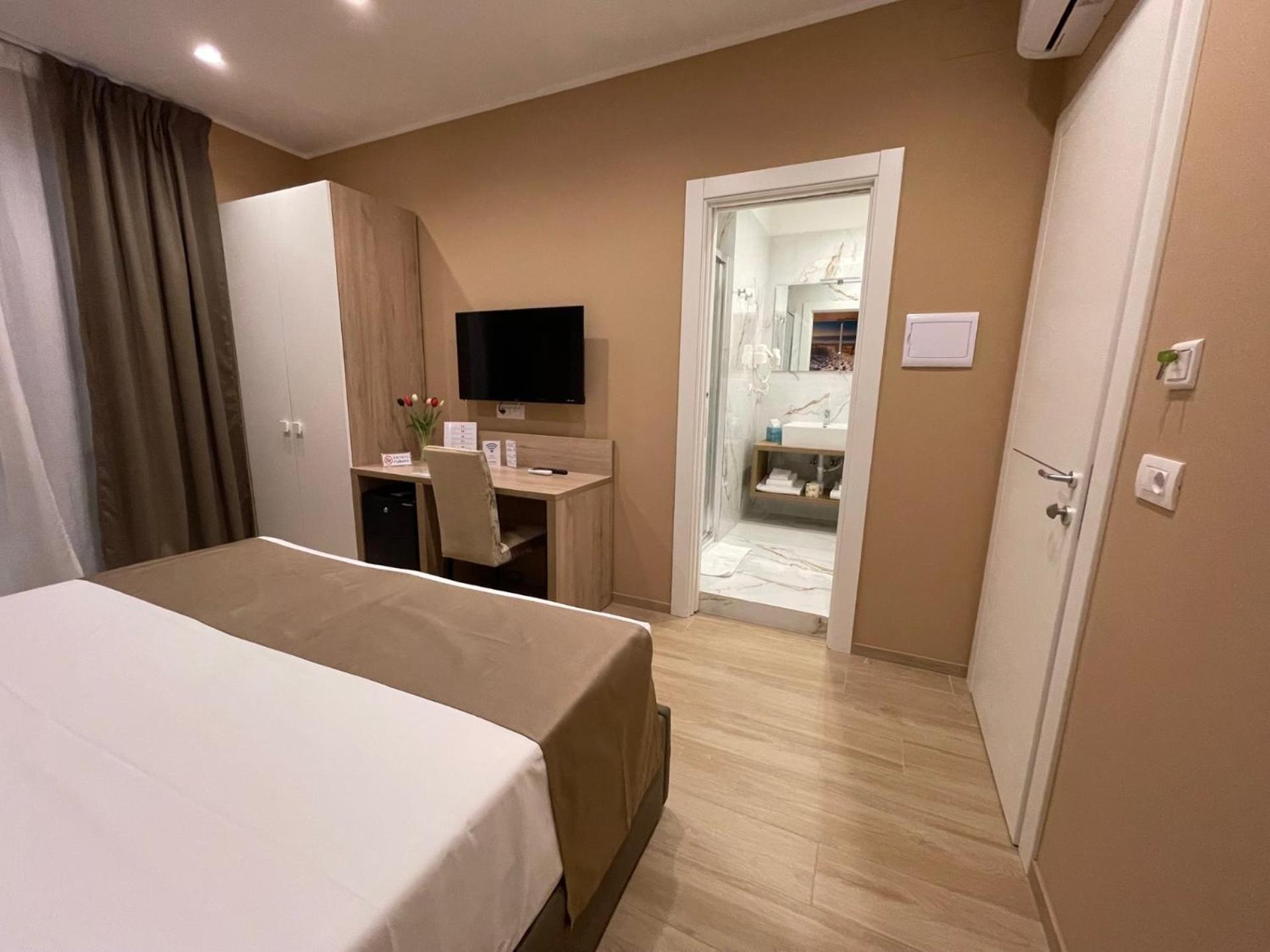 Martini Suite 2 Бари Екстериор снимка